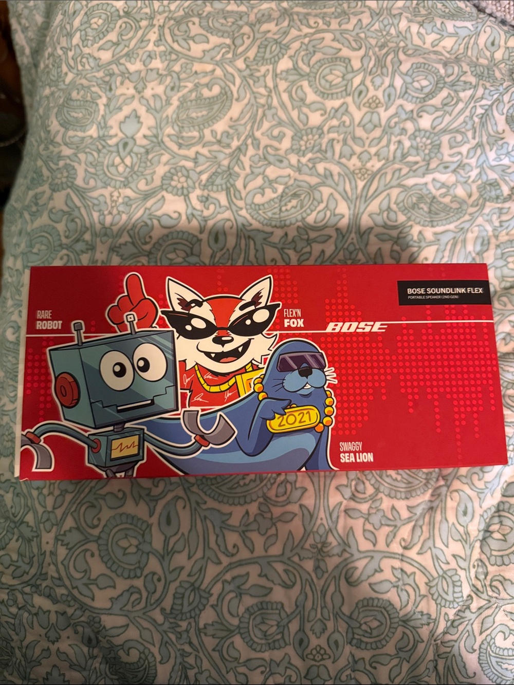 Bose Special Edition Veefriends Bose speaker unopened with mystery character art